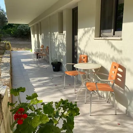 Mirovigli Family Apartament Lépedha